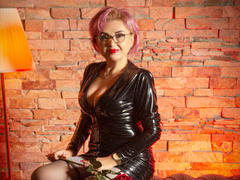 IssabelaBella - blond female with  small tits webcam at LiveJasmin