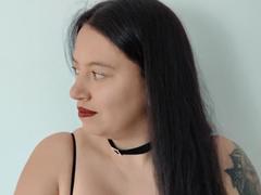 IsabelaDeLuca - female with black hair and  big tits webcam at xLoveCam
