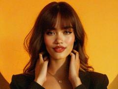 JulietaBlackwood - female with brown hair webcam at LiveJasmin