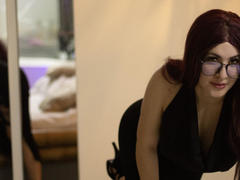 IsabellWinter from xLoveCam
