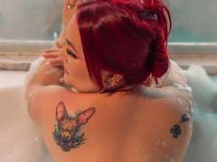 MikaelaRose - female with red hair and  big tits webcam at LiveJasmin