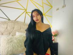 IsabellaDiamond - female with black hair webcam at xLoveCam