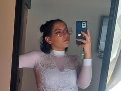 EmilieGordon - female with black hair and  big tits webcam at LiveJasmin