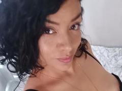 IsabellaLnd - female with black hair and  small tits webcam at xLoveCam