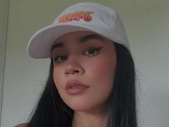 IsabellaMarynn - female webcam at xLoveCam