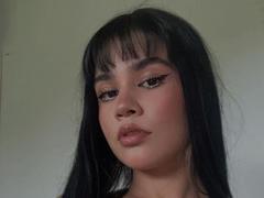 IsabellaMarynn - female webcam at xLoveCam