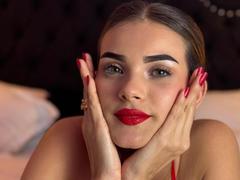 IsabellaMichelle - female with black hair and  small tits webcam at xLoveCam