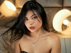 MilaHayek - female with brown hair webcam at LiveJasmin