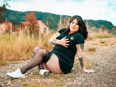 IsabellaRoshe - female with red hair and  big tits webcam at xLoveCam