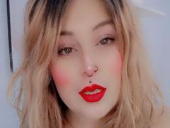 IsabellaRoshe - female with red hair and  big tits webcam at xLoveCam