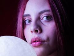 IsabellaTresor - female with brown hair and  big tits webcam at LiveJasmin