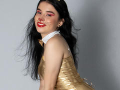 IsabellaVani - female with black hair and  small tits webcam at LiveJasmin