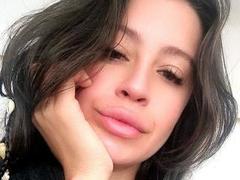 IsabellaWolf-hot - female webcam at xLoveCam