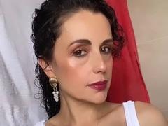 BessieCo - female with brown hair webcam at xLoveCam