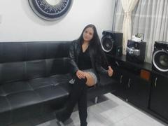 Isabellaluxxx from xLoveCam