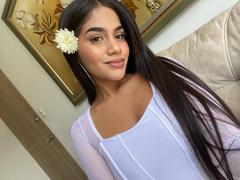 IsisFerrer - female with brown hair and  big tits webcam at xLoveCam