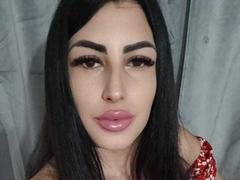 IslaNoir - female with black hair and  big tits webcam at xLoveCam