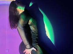 IsleBelle - female webcam at xLoveCam