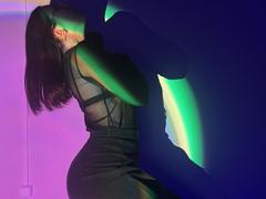 IsleBelle - female webcam at xLoveCam