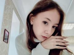 IsobelLoverdi from xLoveCam