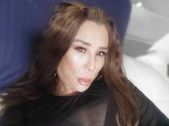 IssaMilfX - female with brown hair and  big tits webcam at xLoveCam