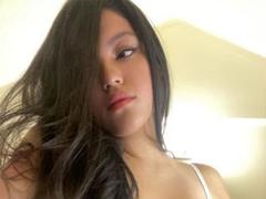 IssaPuasini - female with black hair and  small tits webcam at xLoveCam