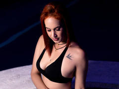 IvannaKozlov - female with red hair webcam at LiveJasmin