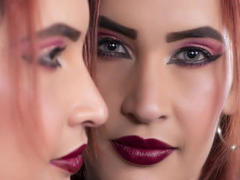 IvannaKozlov - female with red hair webcam at LiveJasmin