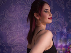 IvannaKozlov - female with red hair webcam at LiveJasmin