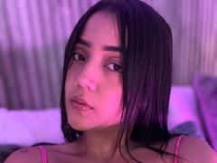 IvoneSanz - female webcam at xLoveCam