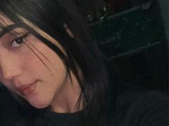 IvoneSanz - female webcam at xLoveCam