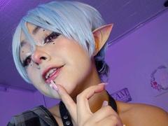 IvonnySakura - female with brown hair and  big tits webcam at xLoveCam