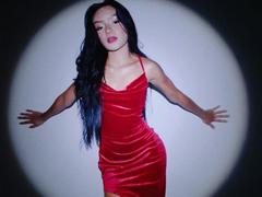 IvorySelene from xLoveCam