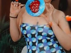 IvvannaParis - female with brown hair and  small tits webcam at xLoveCam