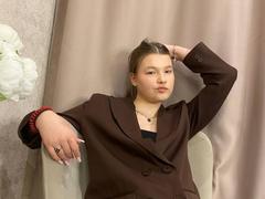 IvyCeovantes - female with brown hair webcam at xLoveCam