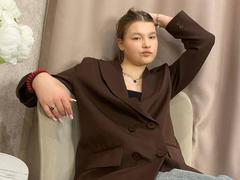 IvyCeovantes - female with brown hair webcam at xLoveCam