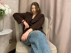 IvyCeovantes - female with brown hair webcam at xLoveCam