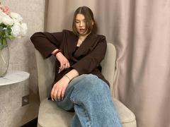 IvyCeovantes - female with brown hair webcam at xLoveCam