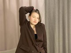 IvyCeovantes - female with brown hair webcam at xLoveCam