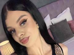 IvyRaven - female with black hair and  small tits webcam at xLoveCam