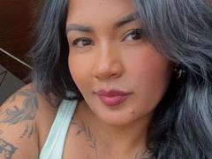 IvySoul - female with brown hair and  small tits webcam at xLoveCam