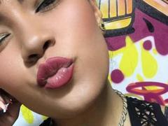 IvySoul - female with brown hair and  small tits webcam at xLoveCam