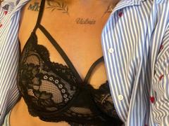 IvySoul - female with brown hair and  small tits webcam at xLoveCam