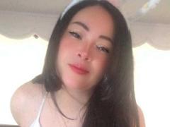 IvyTowen from xLoveCam