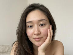 IzettaDingel - female with black hair and  big tits webcam at xLoveCam