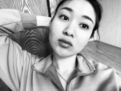 IzettaDingel - female with black hair and  big tits webcam at xLoveCam