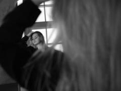 IzolaKlinglesmith - female webcam at xLoveCam