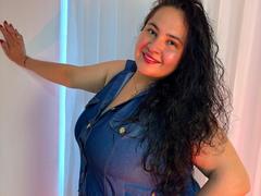JadeBellee - female with black hair webcam at xLoveCam
