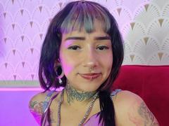 JadeBonet from xLoveCam