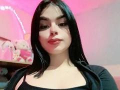 JadeNeferi - female with black hair webcam at xLoveCam